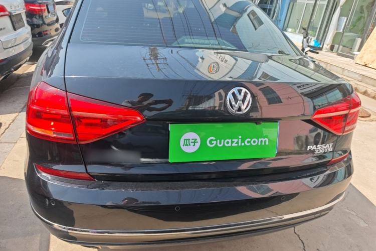 Used Volkswagen Passat 2017 330TSI DSG Luxury Edition Rear