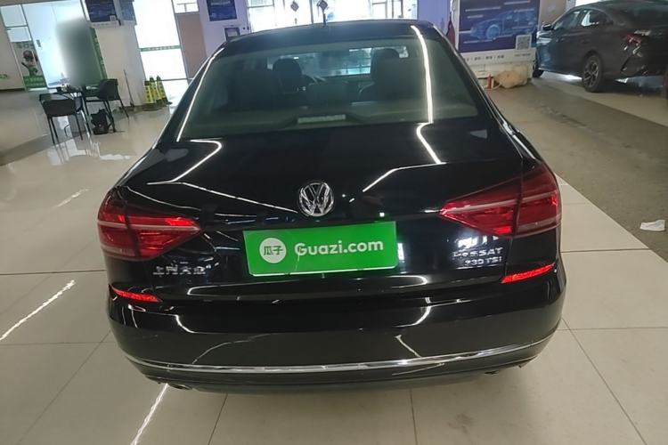Used Volkswagen Passat 2017 330TSI DSG Luxury Edition Rear