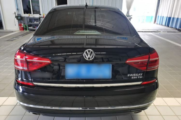 Used Volkswagen Passat 2017 330TSI DSG Luxury Edition Rear