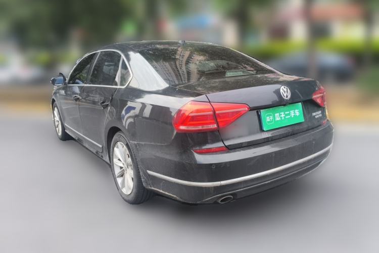 Used Volkswagen Passat 2017 330TSI DSG Luxury Edition Rear Left 45 Deg