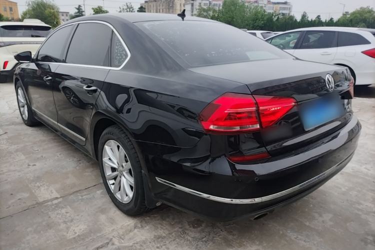 Used Volkswagen Passat 2017 330TSI DSG Luxury Edition Rear Left 45 Deg