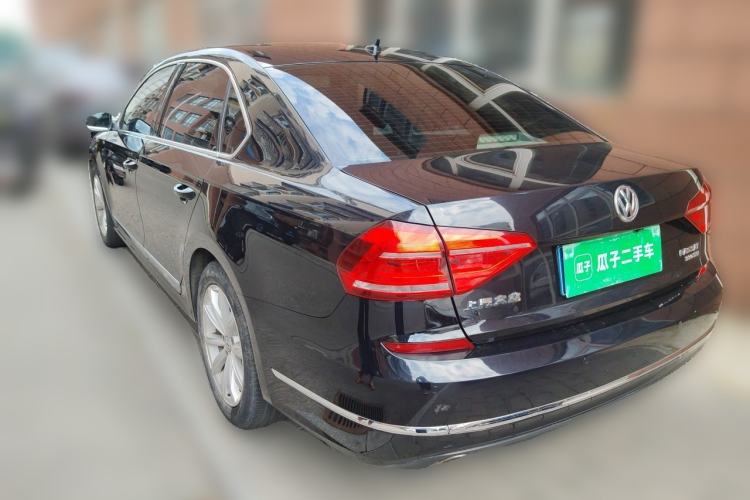 Used Volkswagen Passat 2017 330TSI DSG Luxury Edition Rear Left 45 Deg