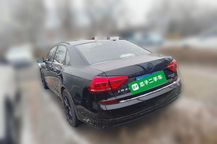 Used Volkswagen Passat 2017 330TSI DSG Luxury Edition Rear Left 45 Deg