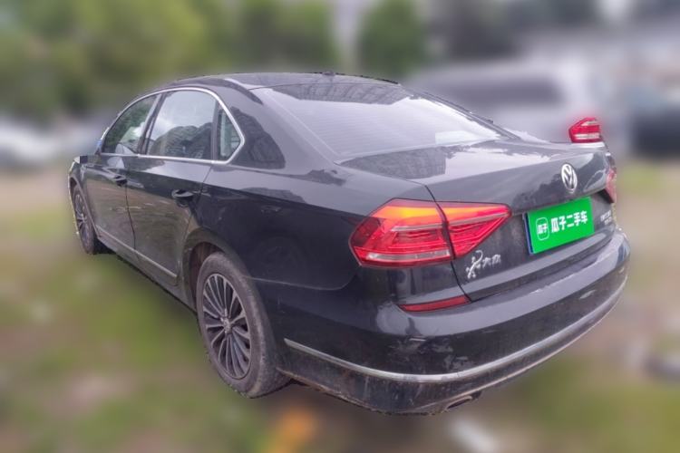 Used Volkswagen Passat 2017 330TSI DSG Luxury Edition Rear Left 45 Deg