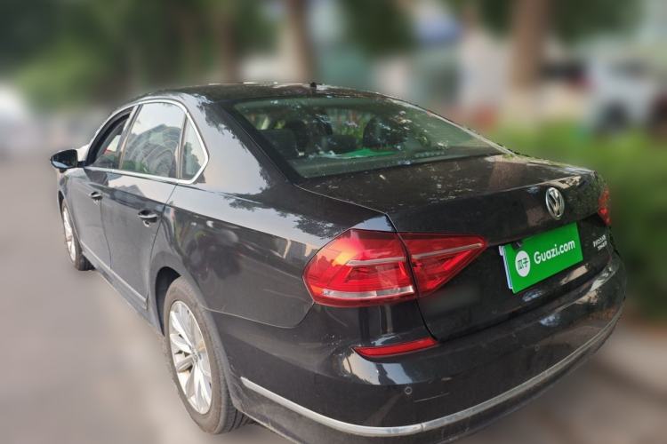 Used Volkswagen Passat 2017 330TSI DSG Luxury Edition Rear Left 45 Deg