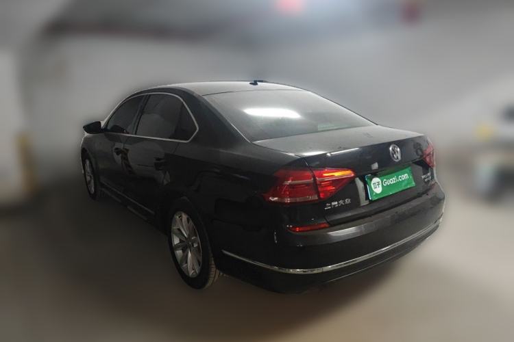 Used Volkswagen Passat 2017 280TSI DSG Luxury Edition Rear Left 45 Deg