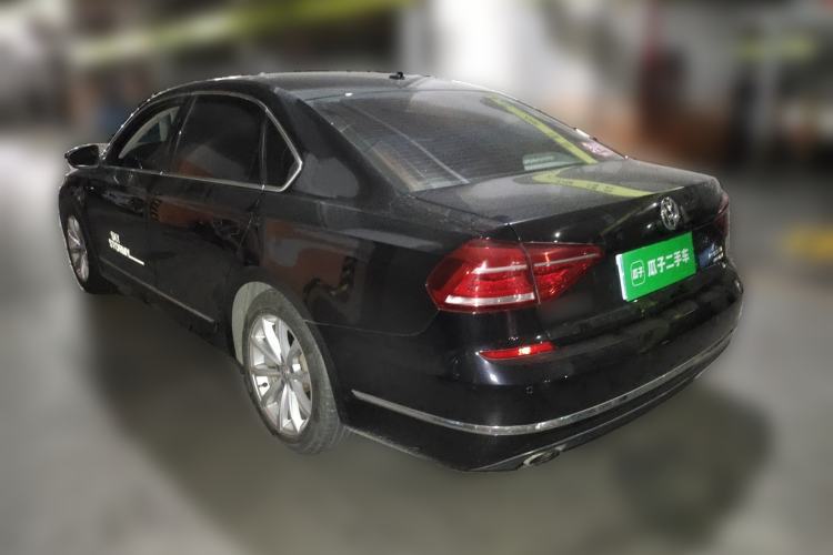Used Volkswagen Passat 2017 330TSI DSG Luxury Edition Rear Left 45 Deg