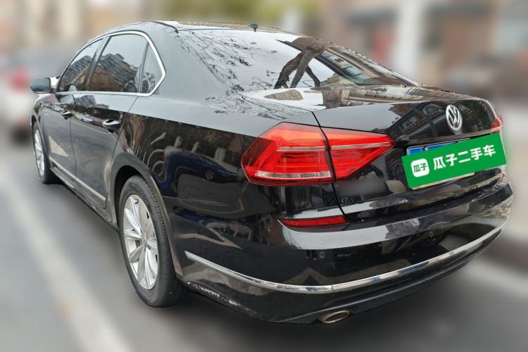 Used Volkswagen Passat 2017 330TSI DSG Luxury Edition Rear Left 45 Deg