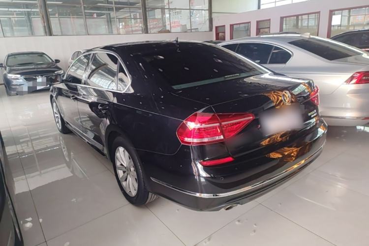 Used Volkswagen Passat 2017 330TSI DSG Luxury Edition Rear Left 45 Deg