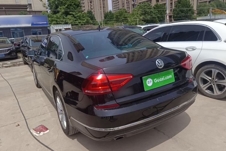 Used Volkswagen Passat 2017 330TSI DSG Luxury Edition Rear Left 45 Deg