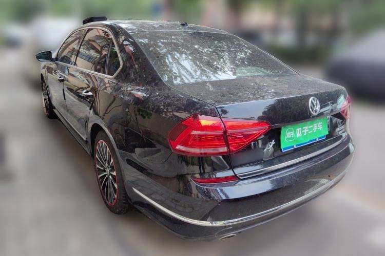 Used Volkswagen Passat 2017 330TSI DSG Luxury Edition Rear Left 45 Deg