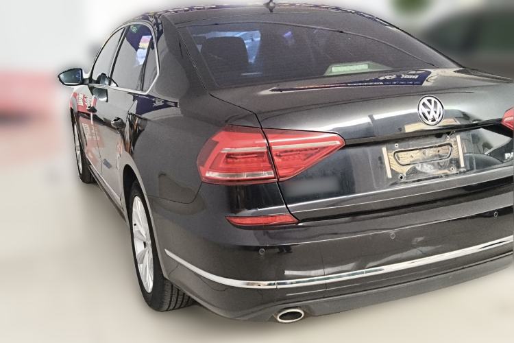 Used Volkswagen Passat 2017 330TSI DSG Luxury Edition Rear Left 45 Deg