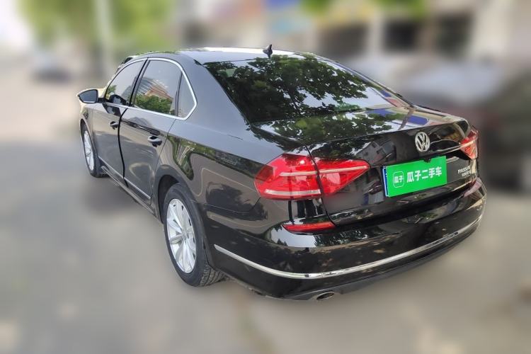 Used Volkswagen Passat 2017 330TSI DSG Luxury Edition Rear Left 45 Deg