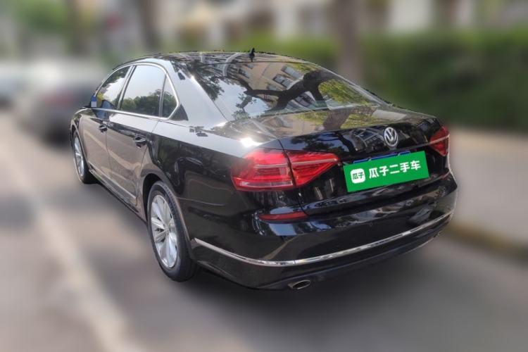 Used Volkswagen Passat 2017 330TSI DSG Luxury Edition Rear Left 45 Deg