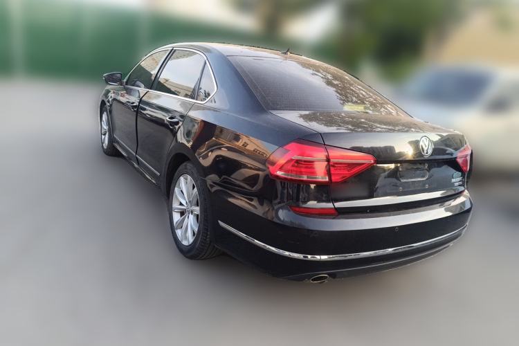 Used Volkswagen Passat 2017 330TSI DSG Luxury Edition Rear Left 45 Deg