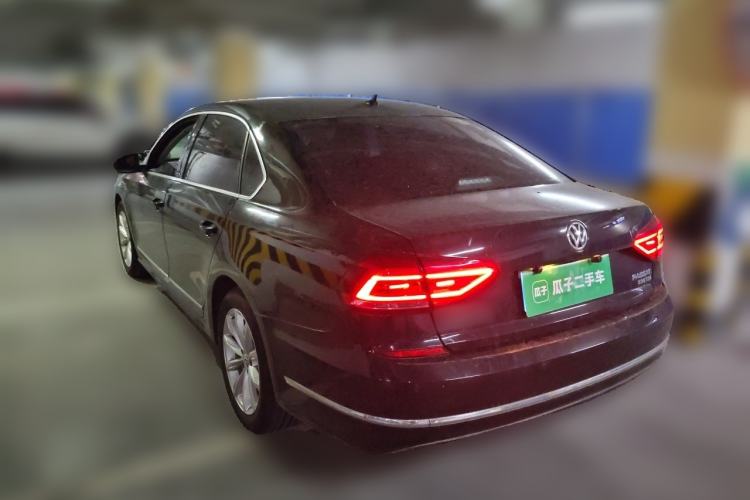 Used Volkswagen Passat 2017 330TSI DSG Luxury Edition Rear Left 45 Deg