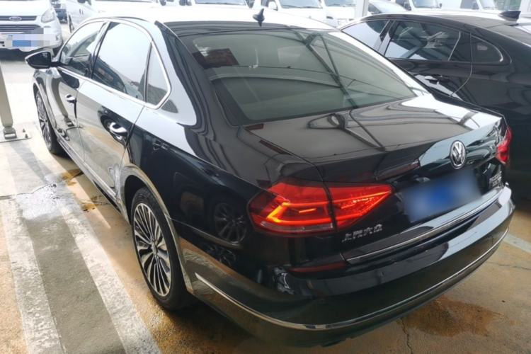 Used Volkswagen Passat 2017 330TSI DSG Prestige Edition Rear Left 45 Deg