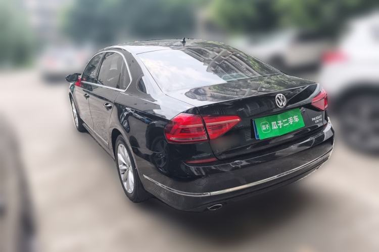 Used Volkswagen Passat 2017 330TSI DSG Luxury Edition Rear Left 45 Deg