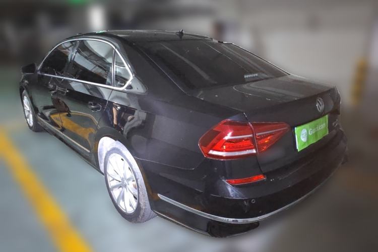 Used Volkswagen Passat 2017 330TSI DSG Luxury Edition Rear Left 45 Deg