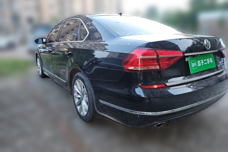 Used Volkswagen Passat 2017 330TSI DSG Luxury Edition Rear Left 45 Deg