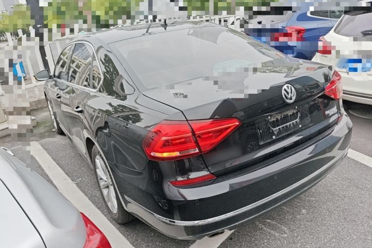 Used Volkswagen Passat 2017 330TSI DSG Luxury Edition Rear Left 45 Deg