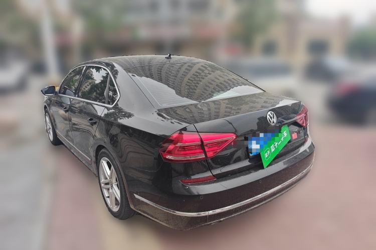 Used Volkswagen Passat 2017 330TSI DSG Luxury Edition Rear Left 45 Deg