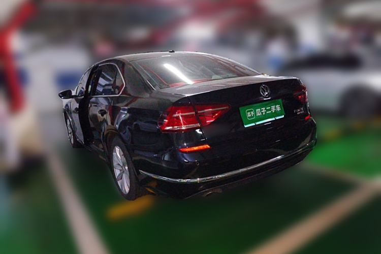 Used Volkswagen Passat 2017 330TSI DSG Luxury Edition Rear Left 45 Deg