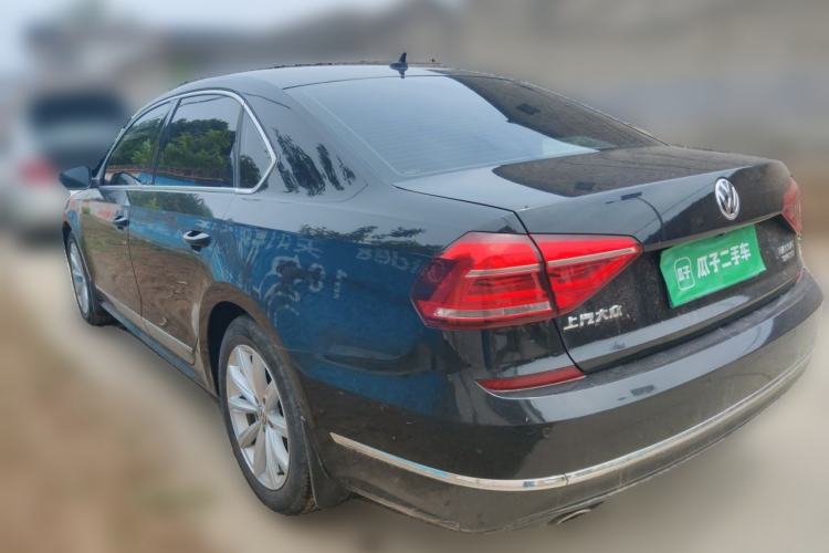 Used Volkswagen Passat 2017 330TSI DSG Luxury Edition Rear Left 45 Deg