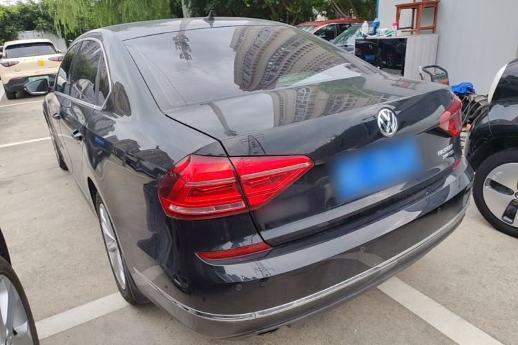 Used Volkswagen Passat 2017 330TSI DSG Luxury Edition Rear Left 45 Deg