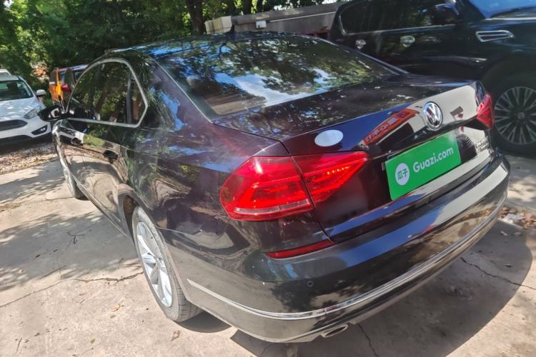 Used Volkswagen Passat 2017 330TSI DSG Luxury Edition Rear Left 45 Deg
