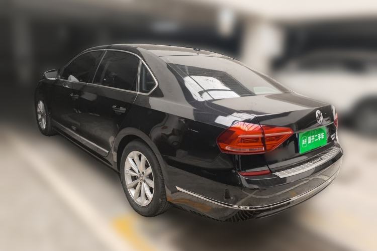 Used Volkswagen Passat 2017 330TSI DSG Luxury Edition Rear Left 45 Deg
