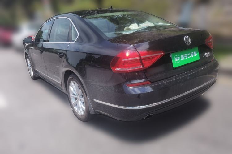 Used Volkswagen Passat 2017 330TSI DSG Luxury Edition Rear Left 45 Deg