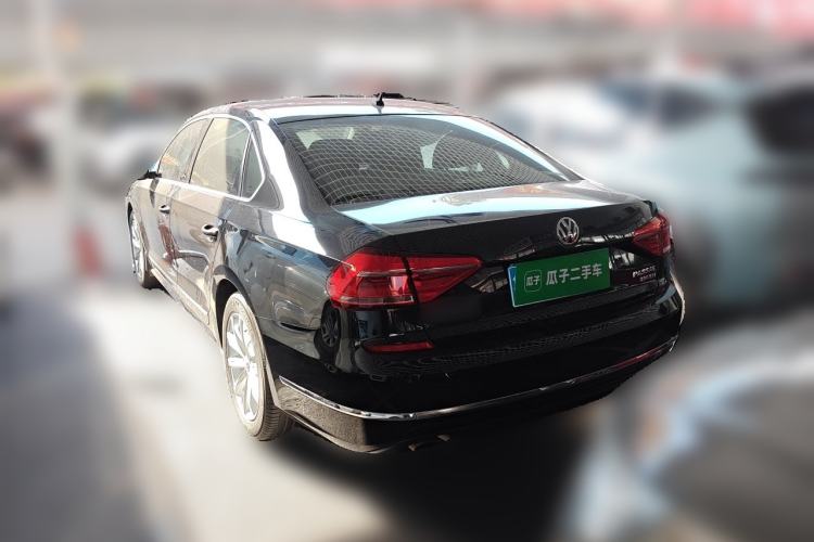 Used Volkswagen Passat 2017 330TSI DSG Luxury Edition Rear Left 45 Deg