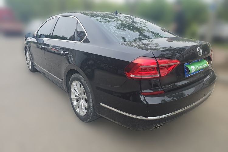 Used Volkswagen Passat 2017 330TSI DSG Luxury Edition Rear Left 45 Deg