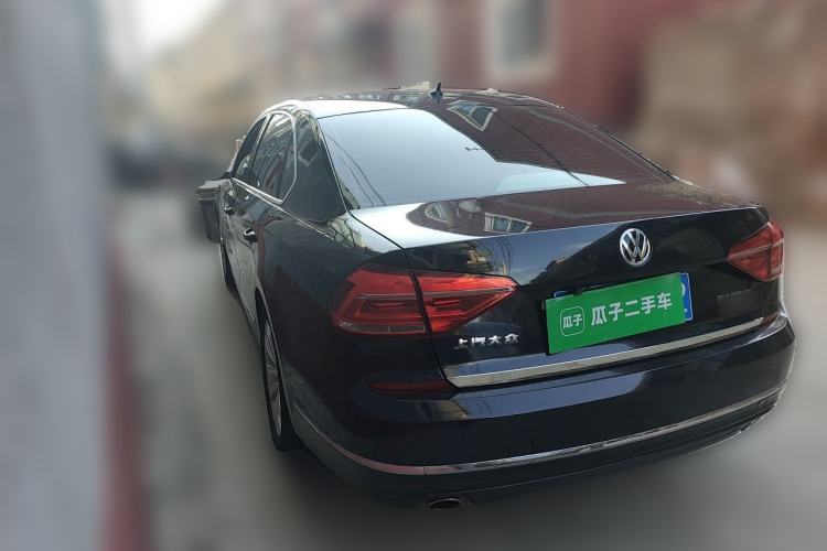 Used Volkswagen Passat 2017 330TSI DSG Luxury Edition Rear Left 45 Deg