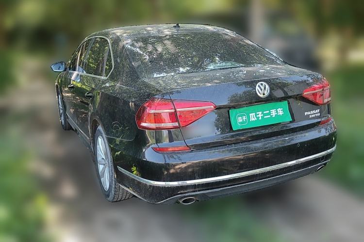 Used Volkswagen Passat 2017 330TSI DSG Luxury Edition Rear Left 45 Deg