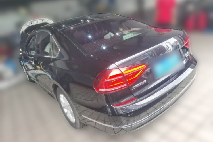 Used Volkswagen Passat 2017 280TSI DSG Luxury Edition Rear Left 45 Deg