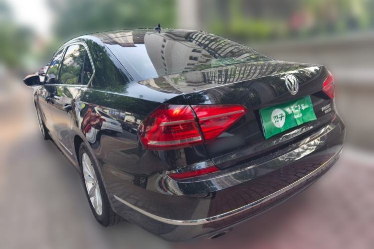 Used Volkswagen Passat 2017 330TSI DSG Luxury Edition Rear Left 45 Deg