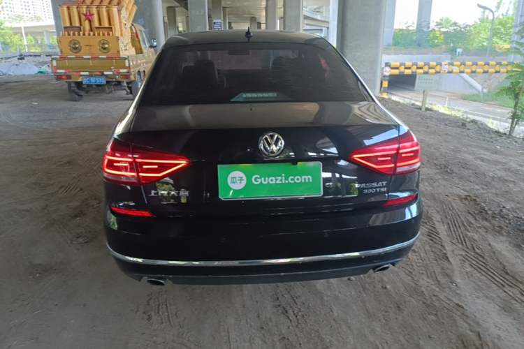 Used Volkswagen Passat 2017 330TSI DSG Luxury Edition Rear