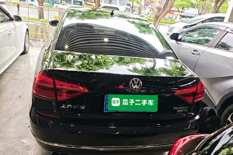 Used Volkswagen Passat 2017 280TSI DSG Luxury Edition Rear