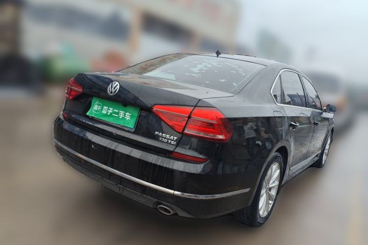 Used Volkswagen Passat 2017 330TSI DSG Luxury Edition Rear Right 45 Deg