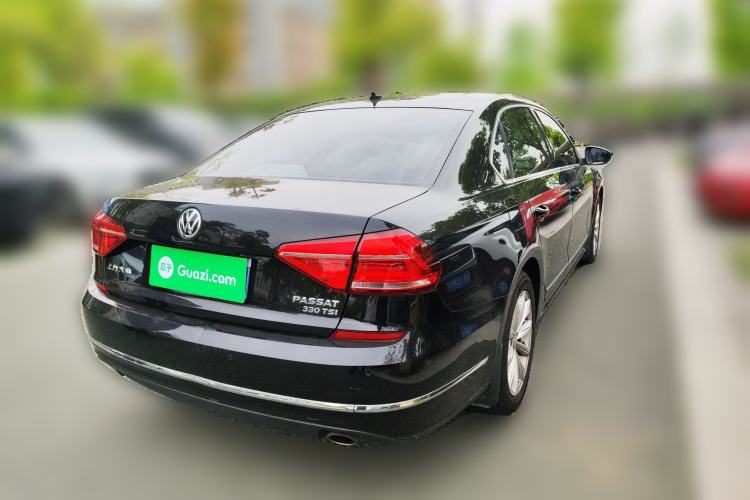 Used Volkswagen Passat 2017 330TSI DSG Luxury Edition Rear Right 45 Deg