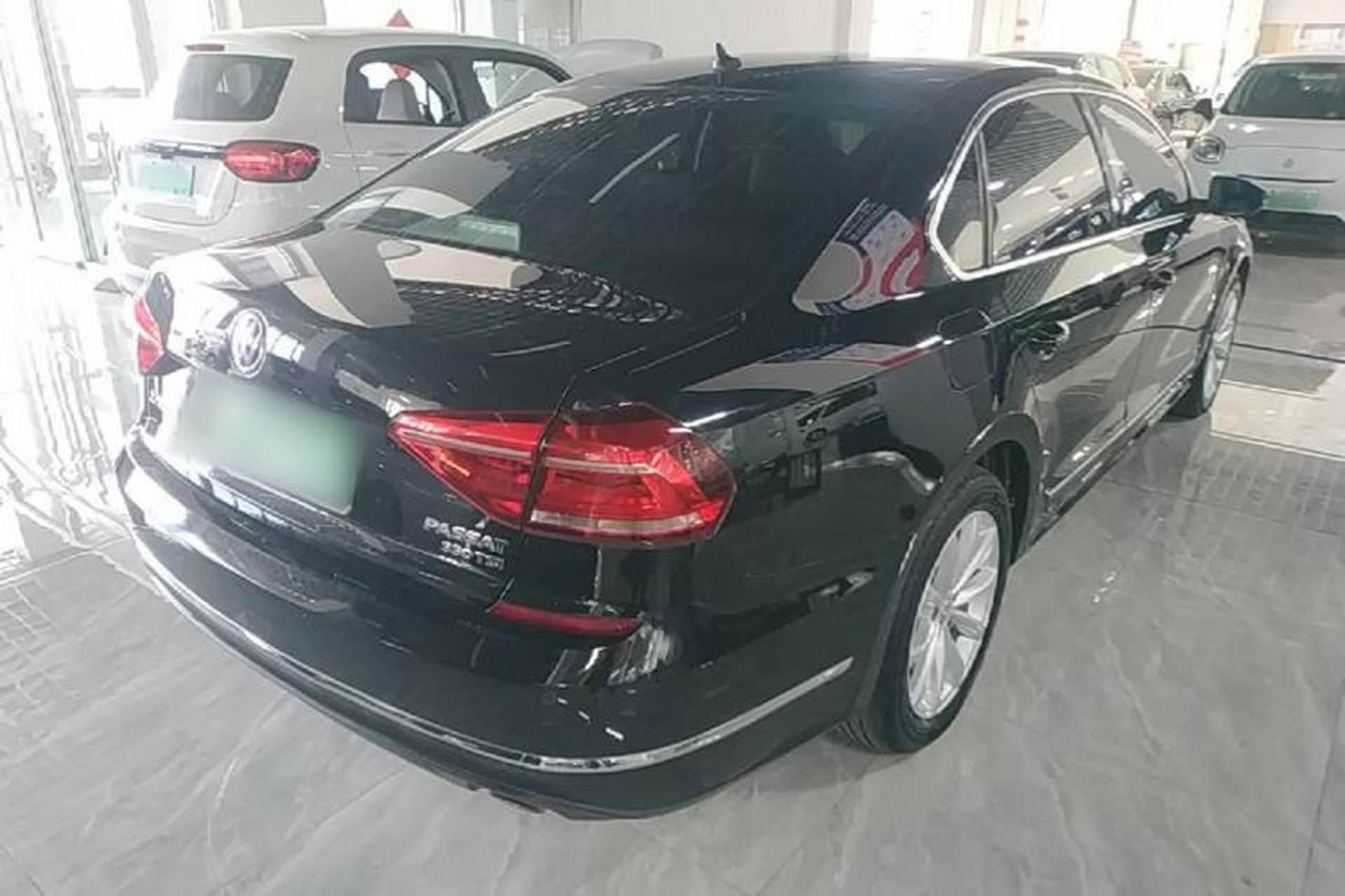 Used Volkswagen Passat 2017 330TSI DSG Luxury Edition Rear Right 45 Deg
