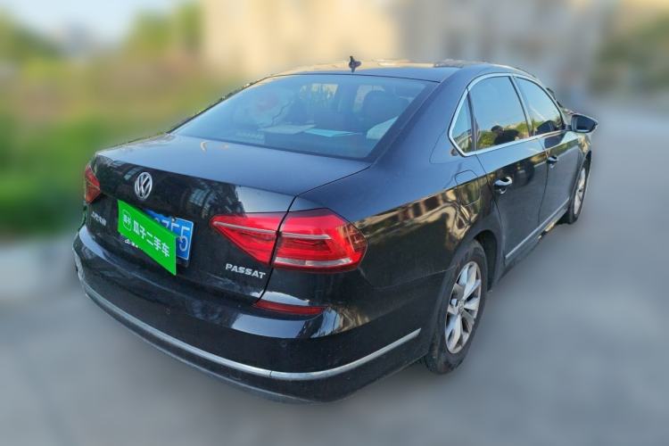Used Volkswagen Passat 2017 280TSI DSG Luxury Edition Rear Right 45 Deg