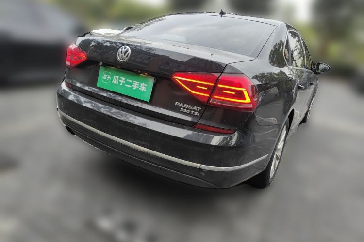 Used Volkswagen Passat 2017 280TSI DSG Luxury Edition Rear Right 45 Deg