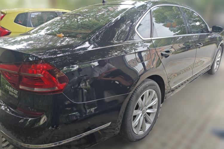 Used Volkswagen Passat 2017 330TSI DSG Luxury Edition Rear Right 45 Deg