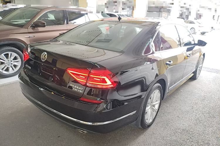 Used Volkswagen Passat 2017 330TSI DSG Luxury Edition Rear Right 45 Deg