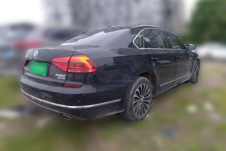 Used Volkswagen Passat 2017 330TSI DSG Luxury Edition Rear Right 45 Deg