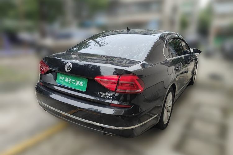 Used Volkswagen Passat 2017 330TSI DSG Luxury Edition Rear Right 45 Deg
