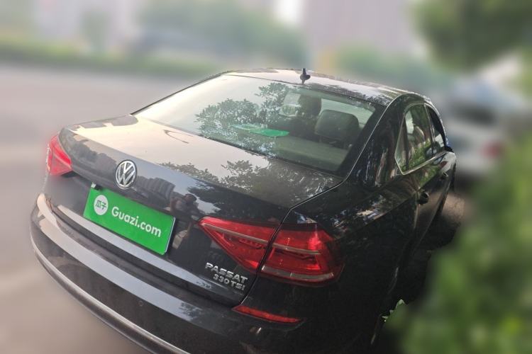 Used Volkswagen Passat 2017 330TSI DSG Luxury Edition Rear Right 45 Deg